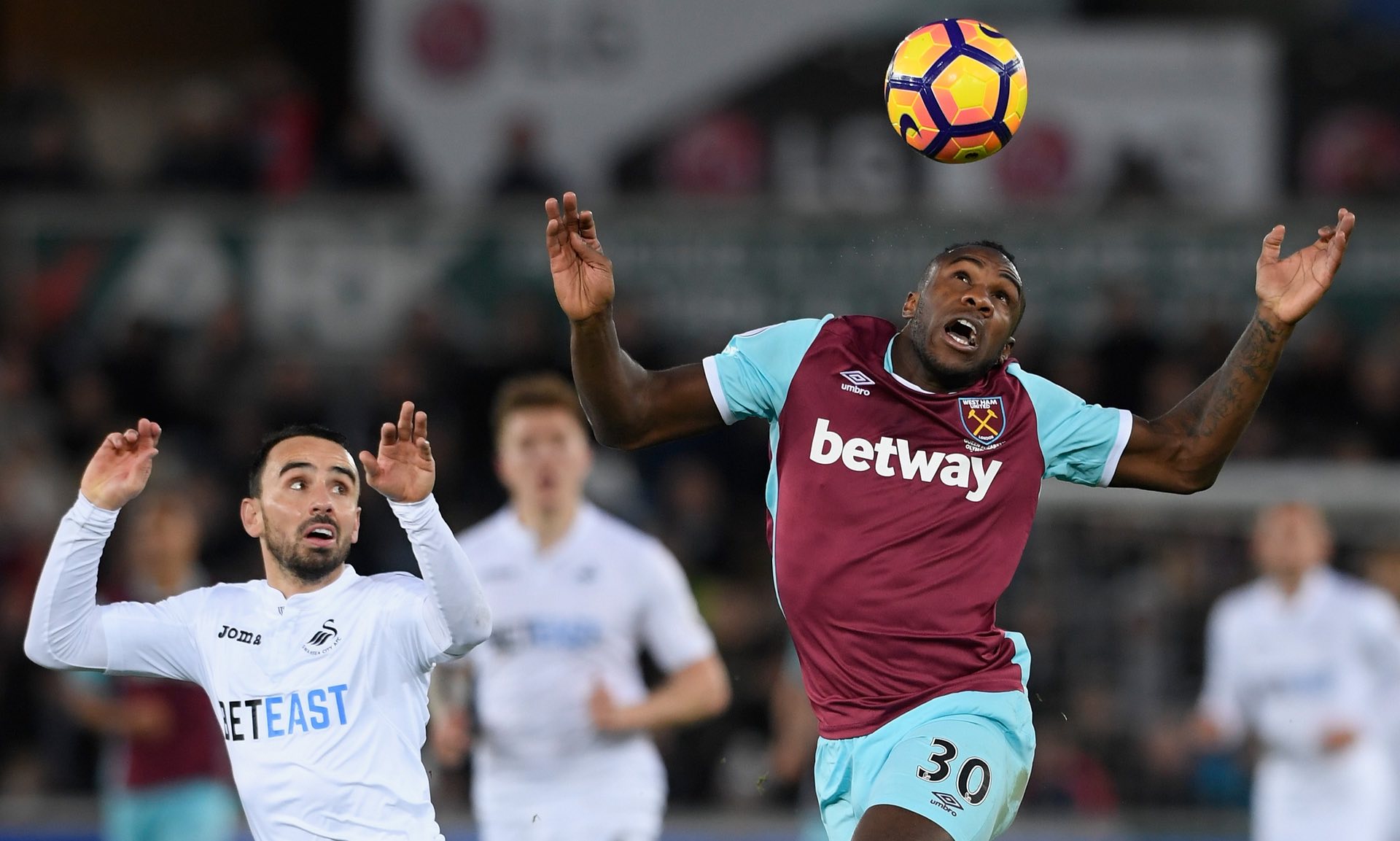 在争议的进 在争议的进